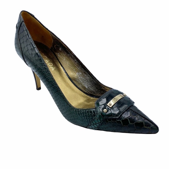 Escada Green Alligator Pointed Toe Pump39.5